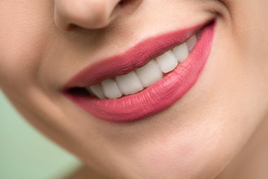 Deciding Between Teeth Whitening and Teeth Alignment: Which Should Come First?